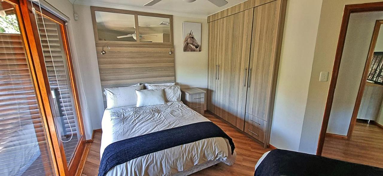 Loskop Serene Bush Cabin Winterkamp Екстер'єр фото